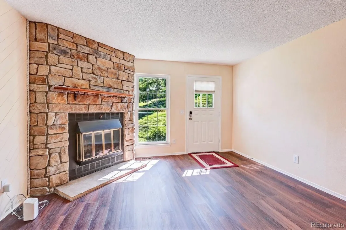 9756 W Cornell Place Lakewood CO 80227 | MLS #REC2505415 09232026190837 1200 2