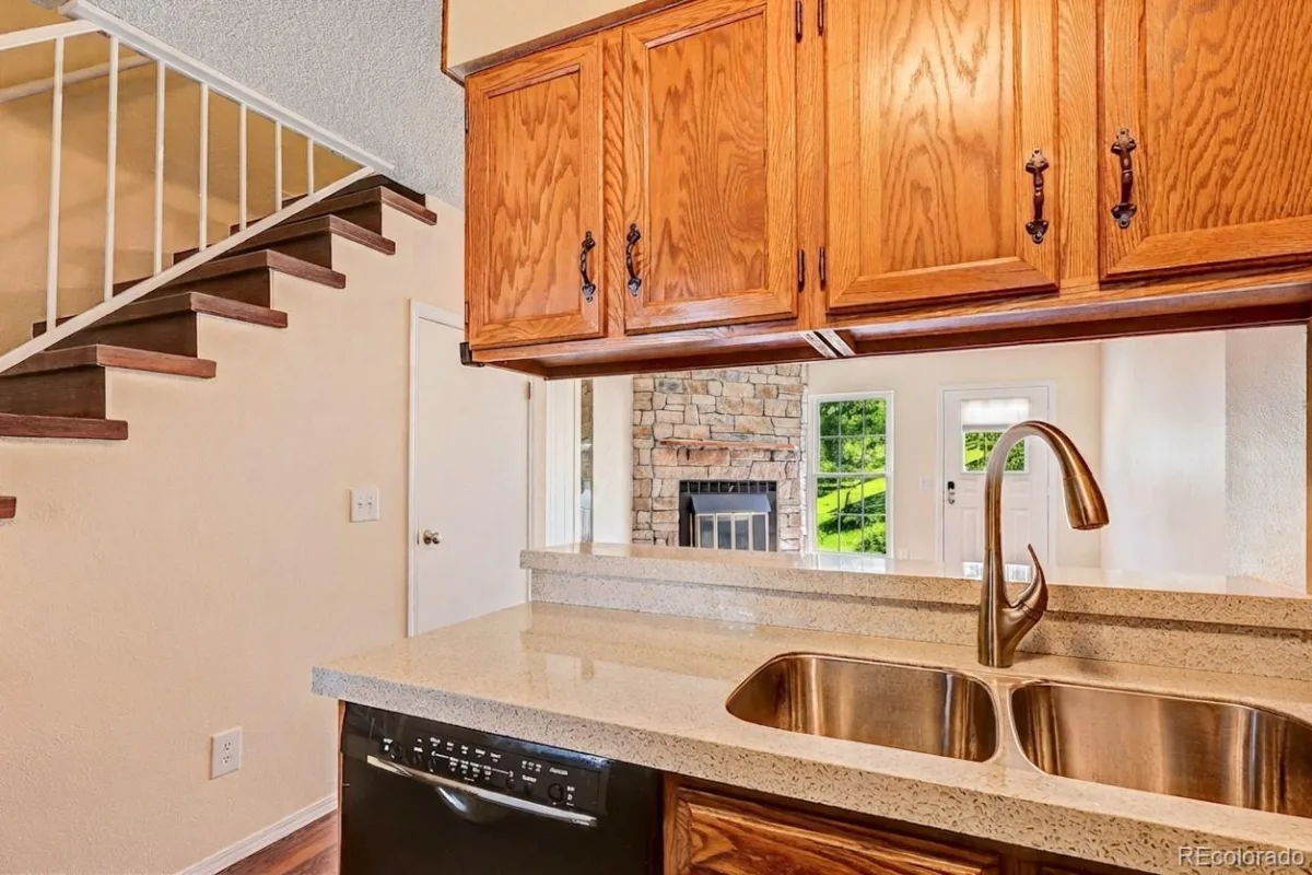 9756 W Cornell Place Lakewood CO 80227 | MLS #REC2505415 09232026190837 1200 7