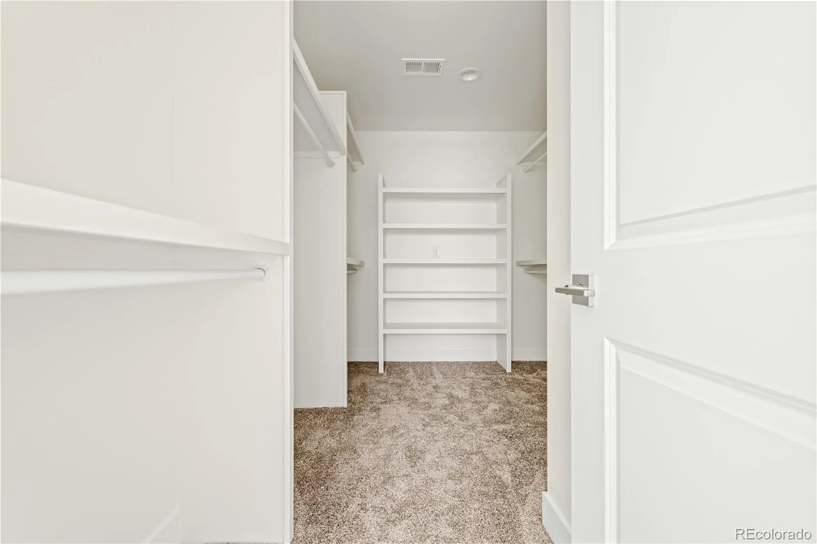 1582 N Lowell Boulevard #TWO Denver CO 80204 MLS #REC2505644 06102026052902 1600 16