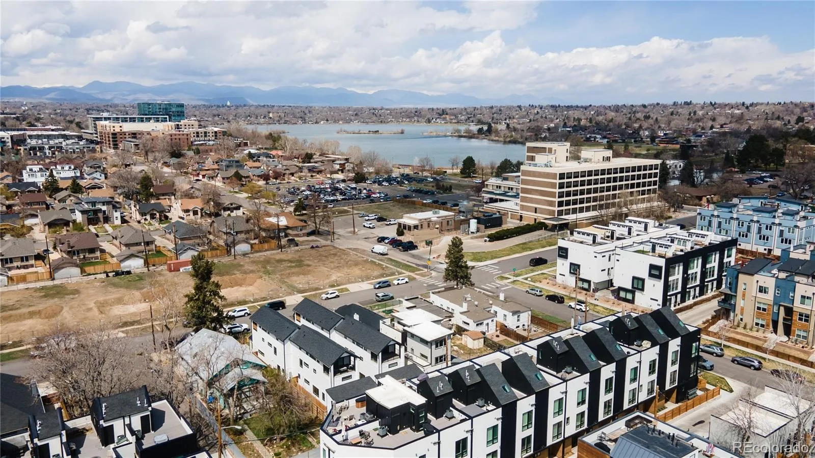1582 N Lowell Boulevard #TWO Denver CO 80204 MLS #REC2505644 06102026052902 1600 31