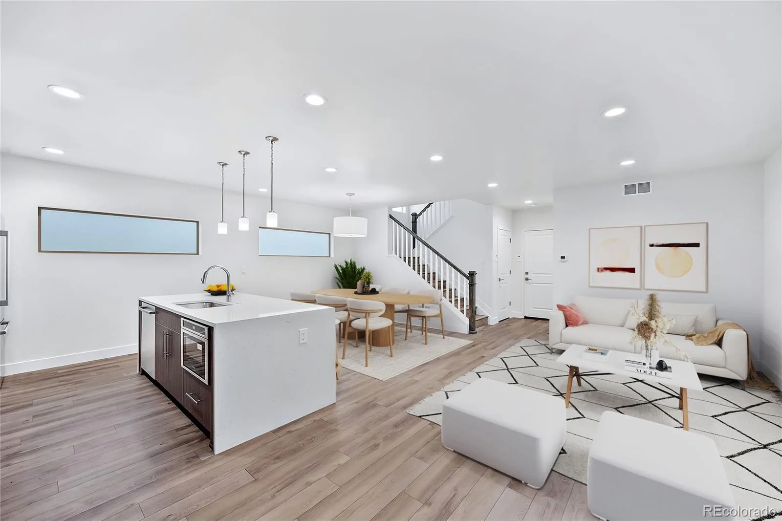 1582 N Lowell Boulevard #TWO Denver CO 80204 MLS #REC2505644 06102026052902 1600 5