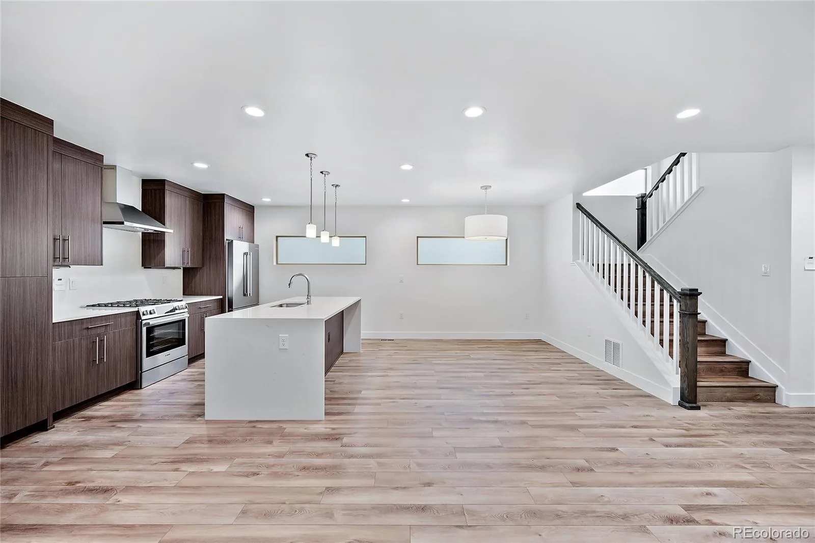 1582 N Lowell Boulevard #TWO Denver CO 80204 MLS #REC2505644 06102026052902 1600 8