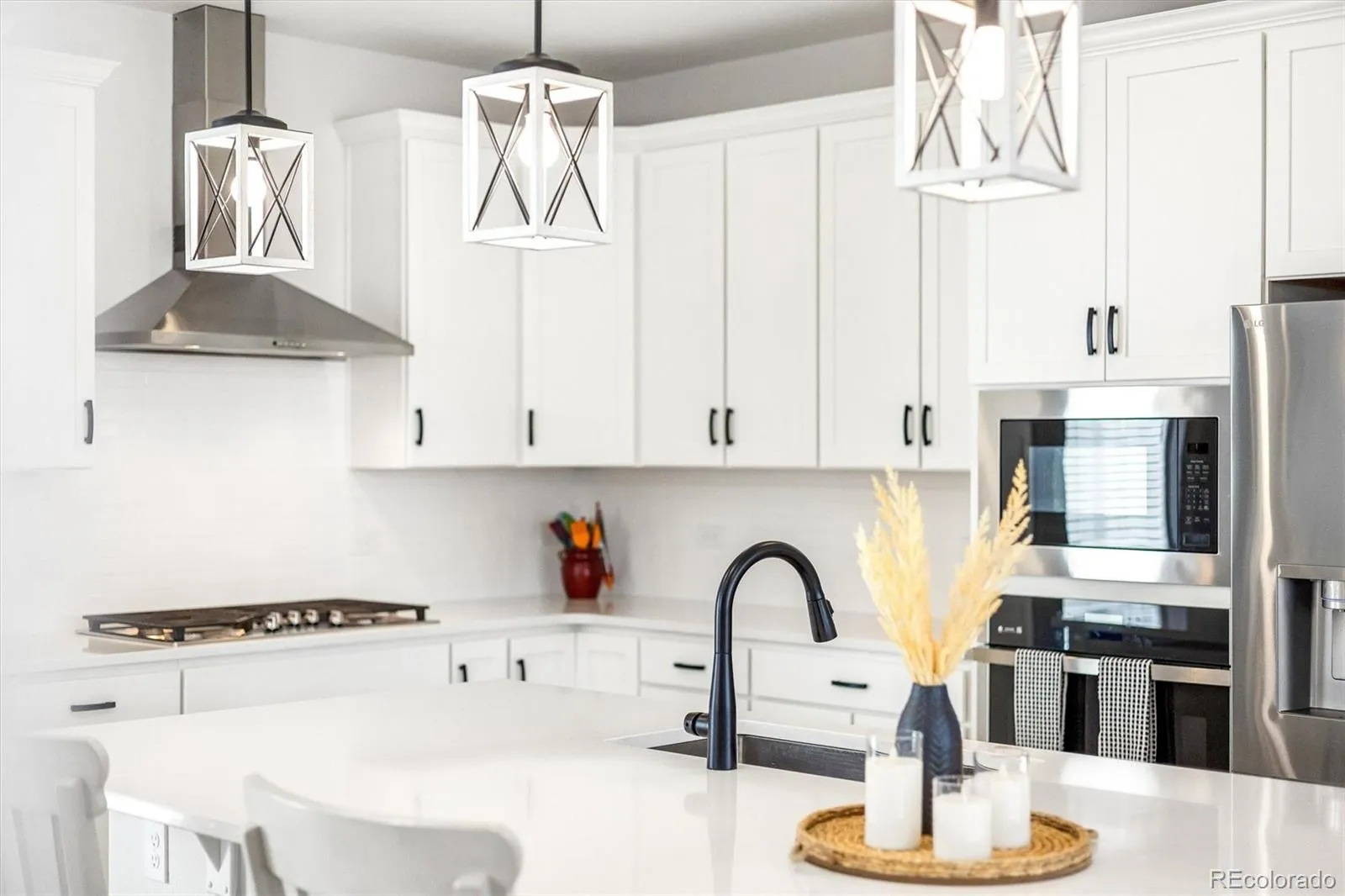 20980 E Quincy Drive Aurora CO 80015 MLS #REC2506630 05062026010712 1600 10