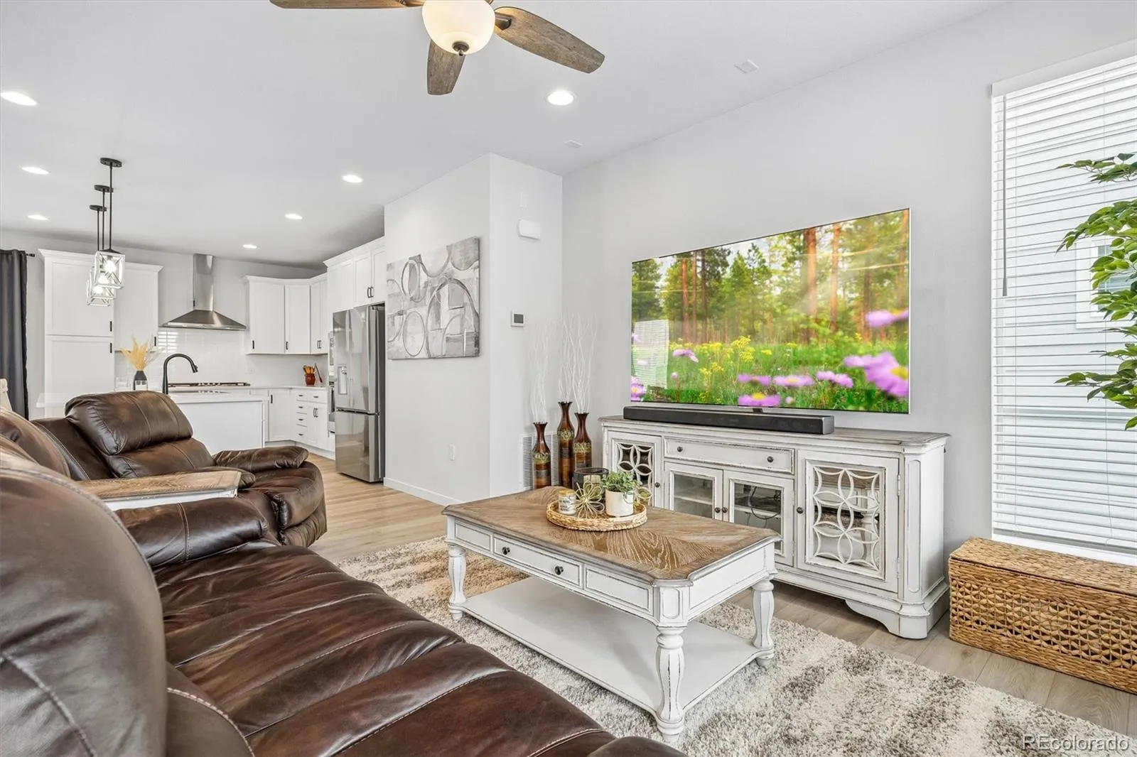 20980 E Quincy Drive Aurora CO 80015 MLS #REC2506630 05062026010712 1600 14