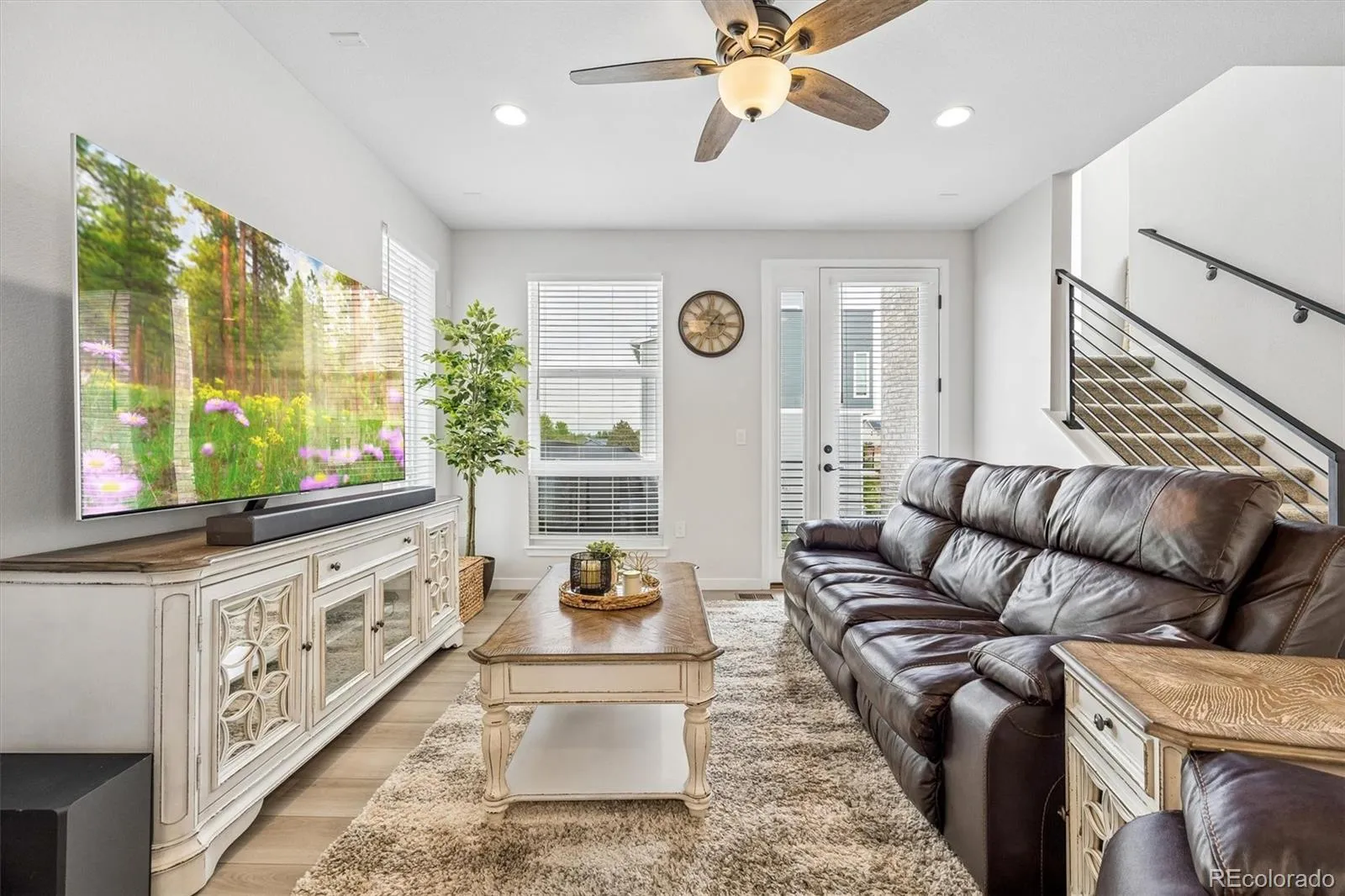 20980 E Quincy Drive Aurora CO 80015 MLS #REC2506630 05062026010712 1600 16