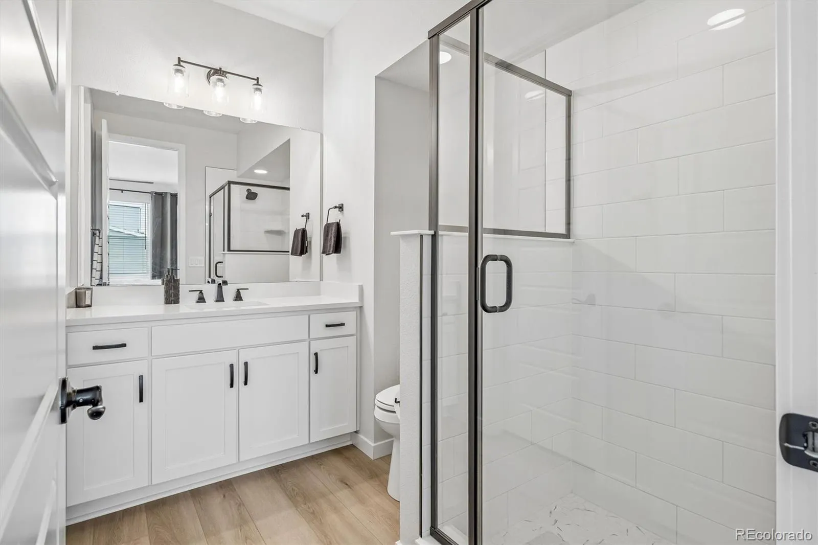 20980 E Quincy Drive Aurora CO 80015 MLS #REC2506630 05062026010712 1600 19