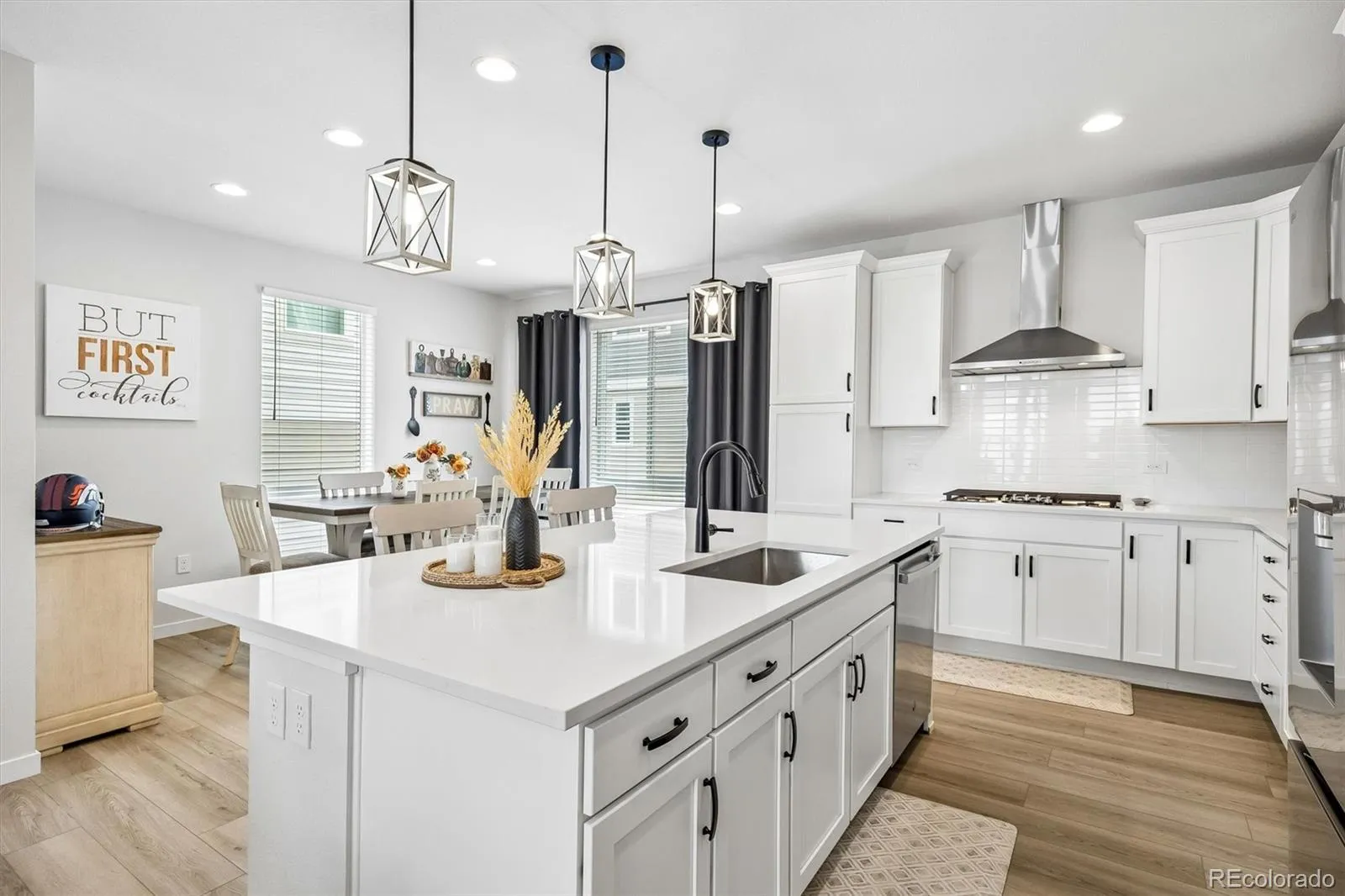 20980 E Quincy Drive Aurora CO 80015 MLS #REC2506630 05062026010712 1600 8