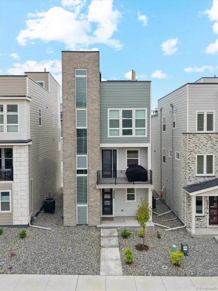 20980 E Quincy Drive Aurora CO 80015 MLS #REC2506630 05062026010712 800 30