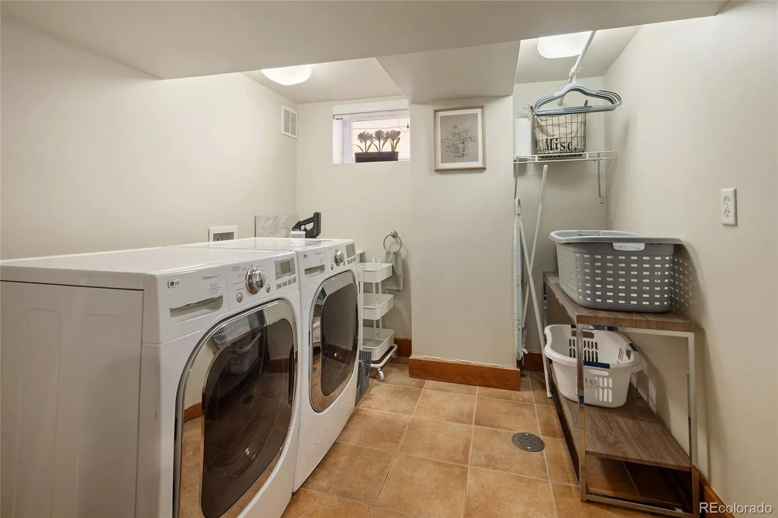 714 S High Street Denver CO 80209 MLS #REC2506632 05142026005033 1600 31
