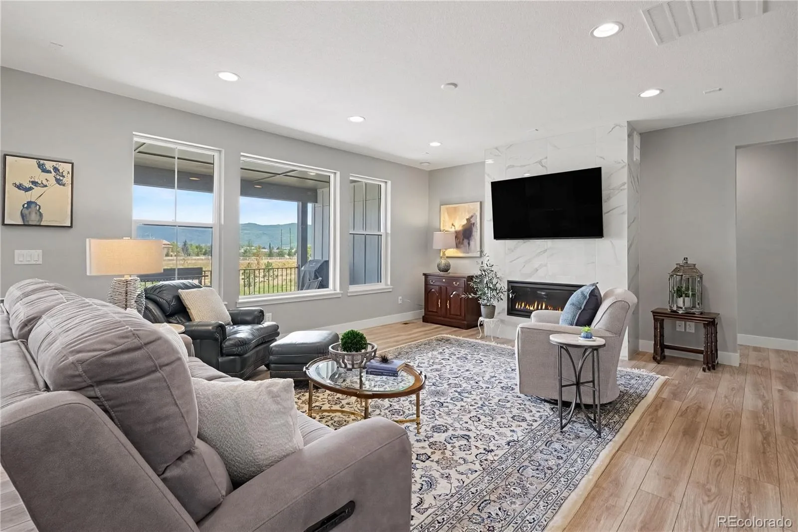 9204 Star Fall Circle Littleton CO 80125 | MLS #REC2506905 08312026234440 1600 2
