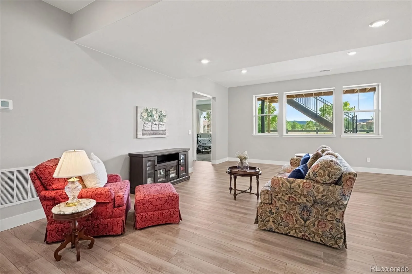 9204 Star Fall Circle Littleton CO 80125 | MLS #REC2506905 08312026234440 1600 21
