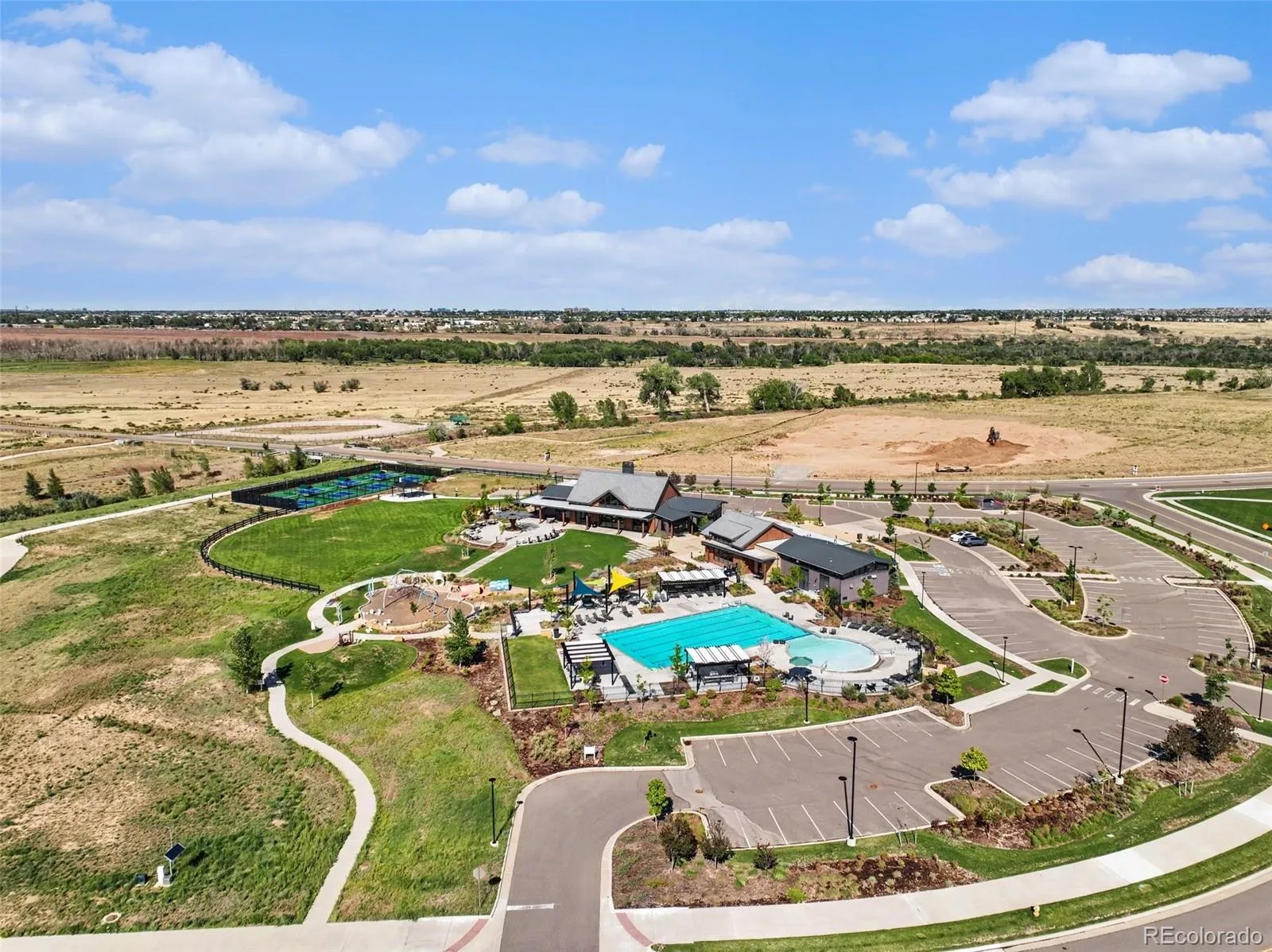 9204 Star Fall Circle Littleton CO 80125 | MLS #REC2506905 08312026234440 1600 30