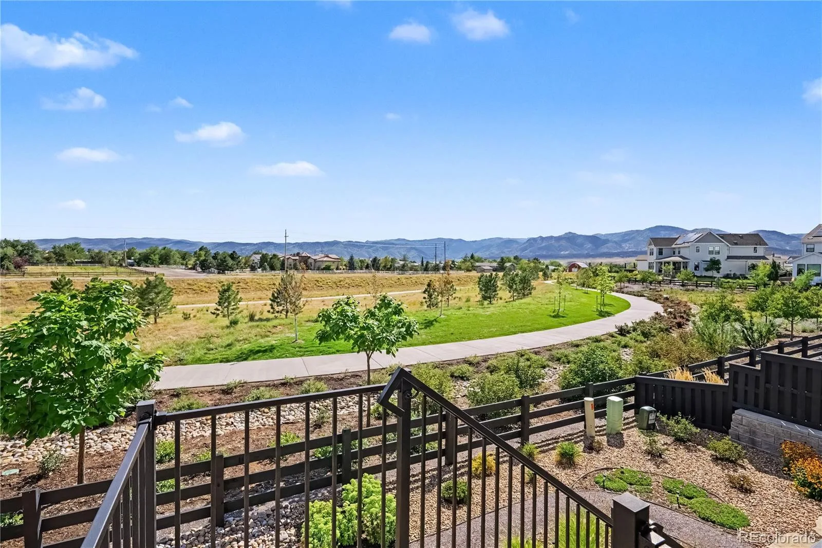 9204 Star Fall Circle Littleton CO 80125 | MLS #REC2506905 08312026234440 1600 4