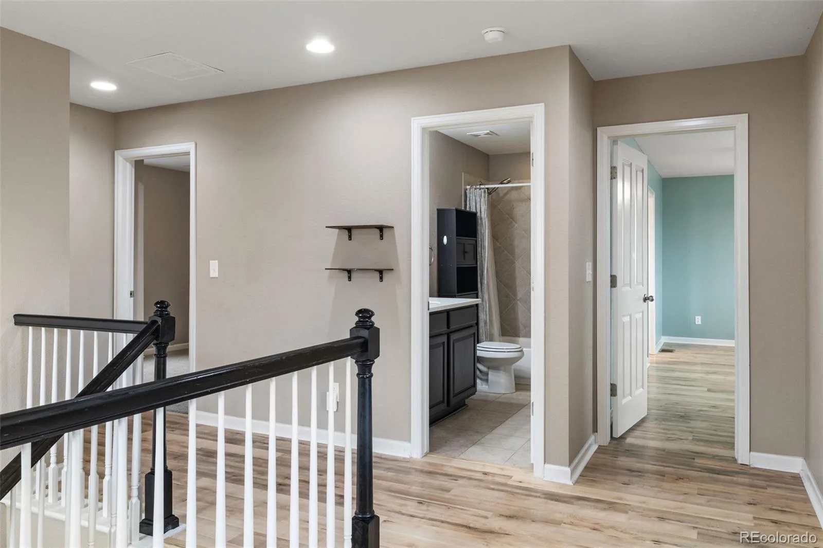 7679 Blue Water Drive Castle Rock CO 80108 | MLS #REC2509523 08142026194141 1600 13