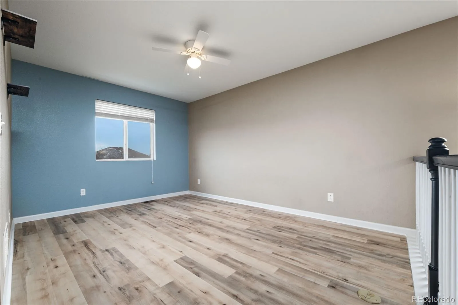 7679 Blue Water Drive Castle Rock CO 80108 | MLS #REC2509523 08142026194141 1600 16
