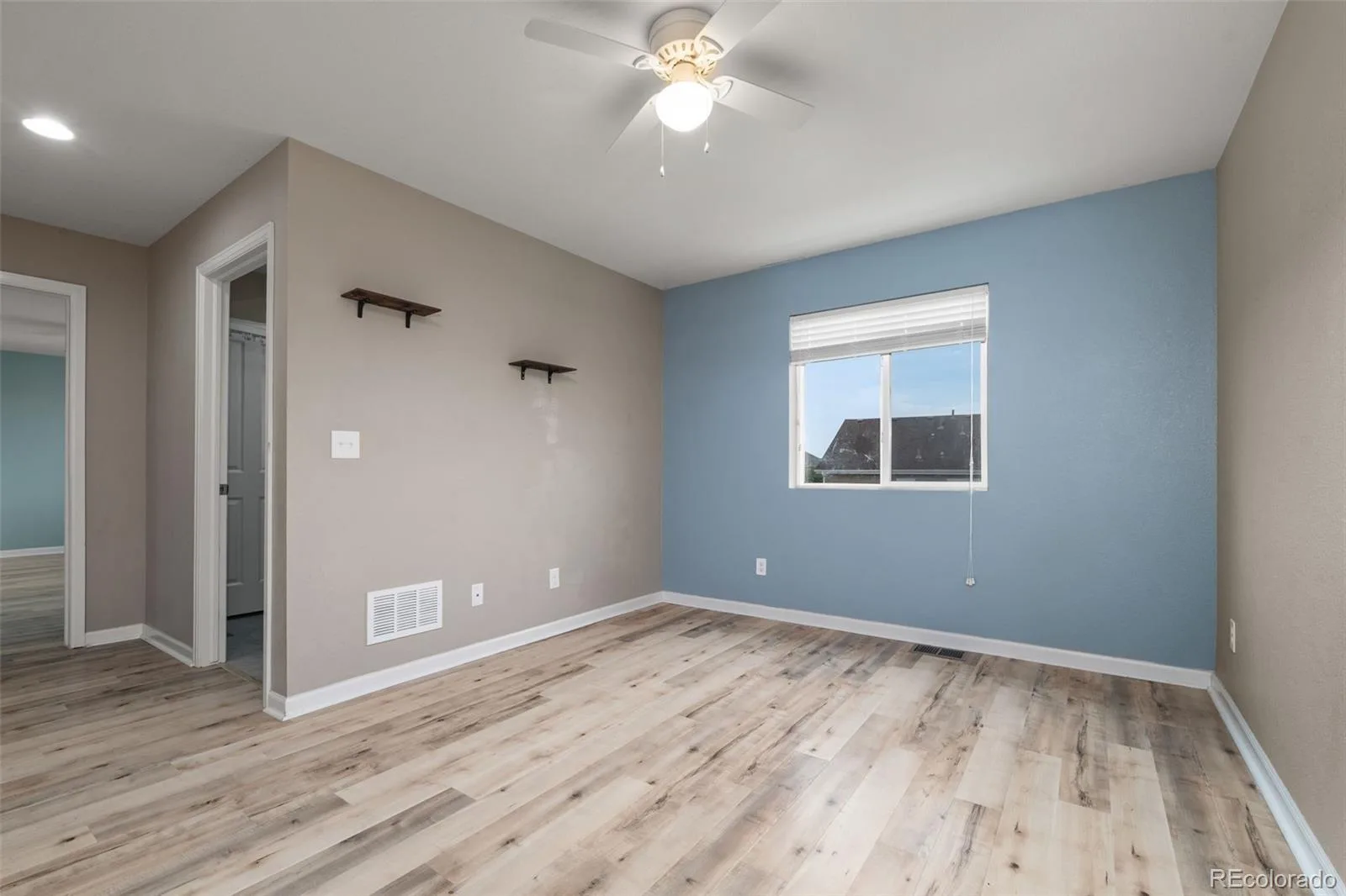 7679 Blue Water Drive Castle Rock CO 80108 | MLS #REC2509523 08142026194141 1600 17