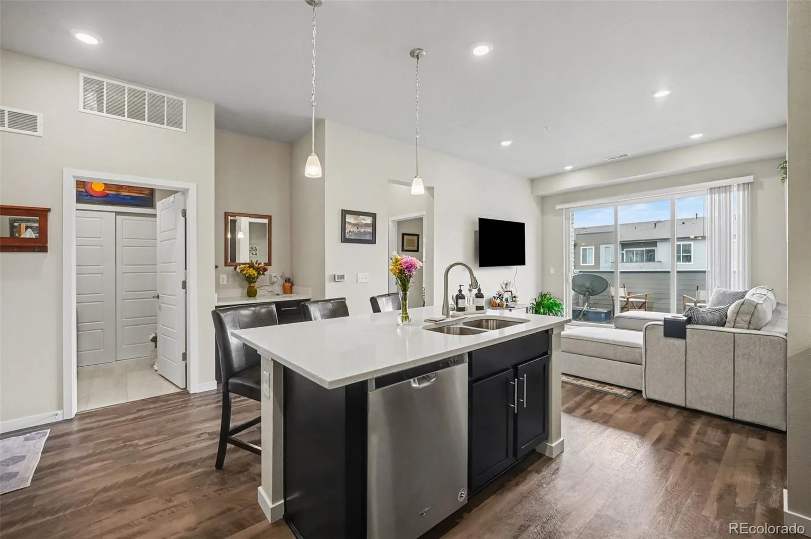 420 E Fremont Place #406 Centennial CO 80122 | MLS #REC2510261 08122026020733 1600 3