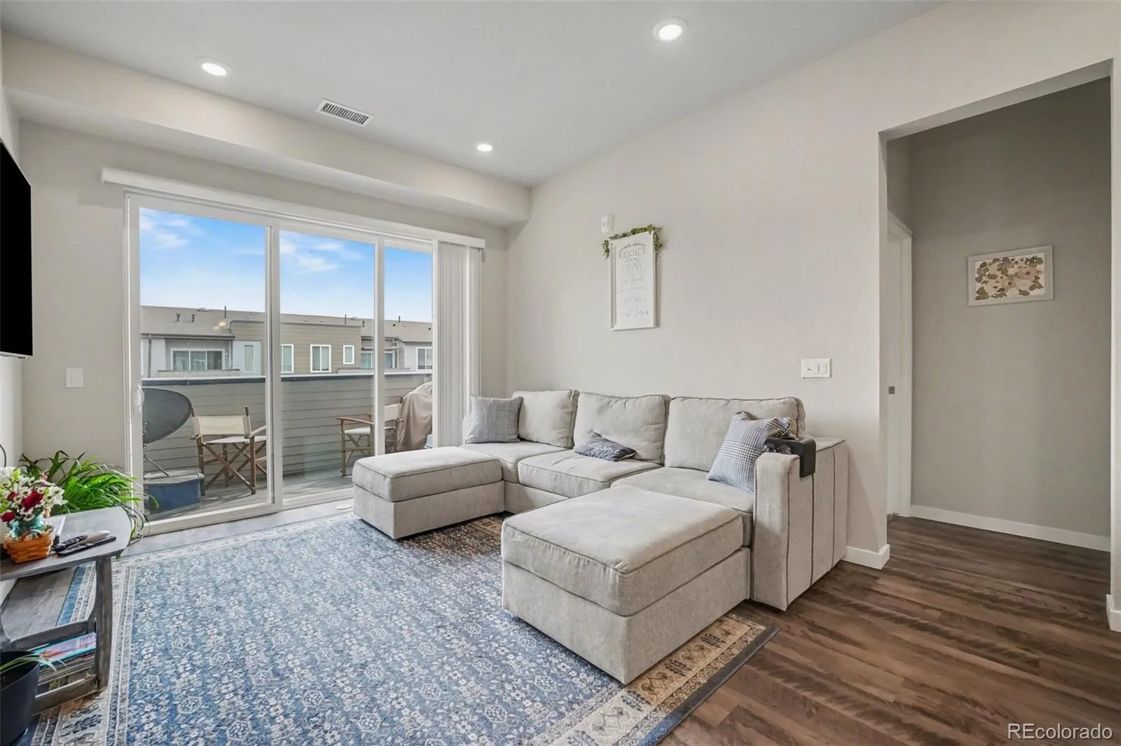 420 E Fremont Place #406 Centennial CO 80122 | MLS #REC2510261 08122026020733 1600 5