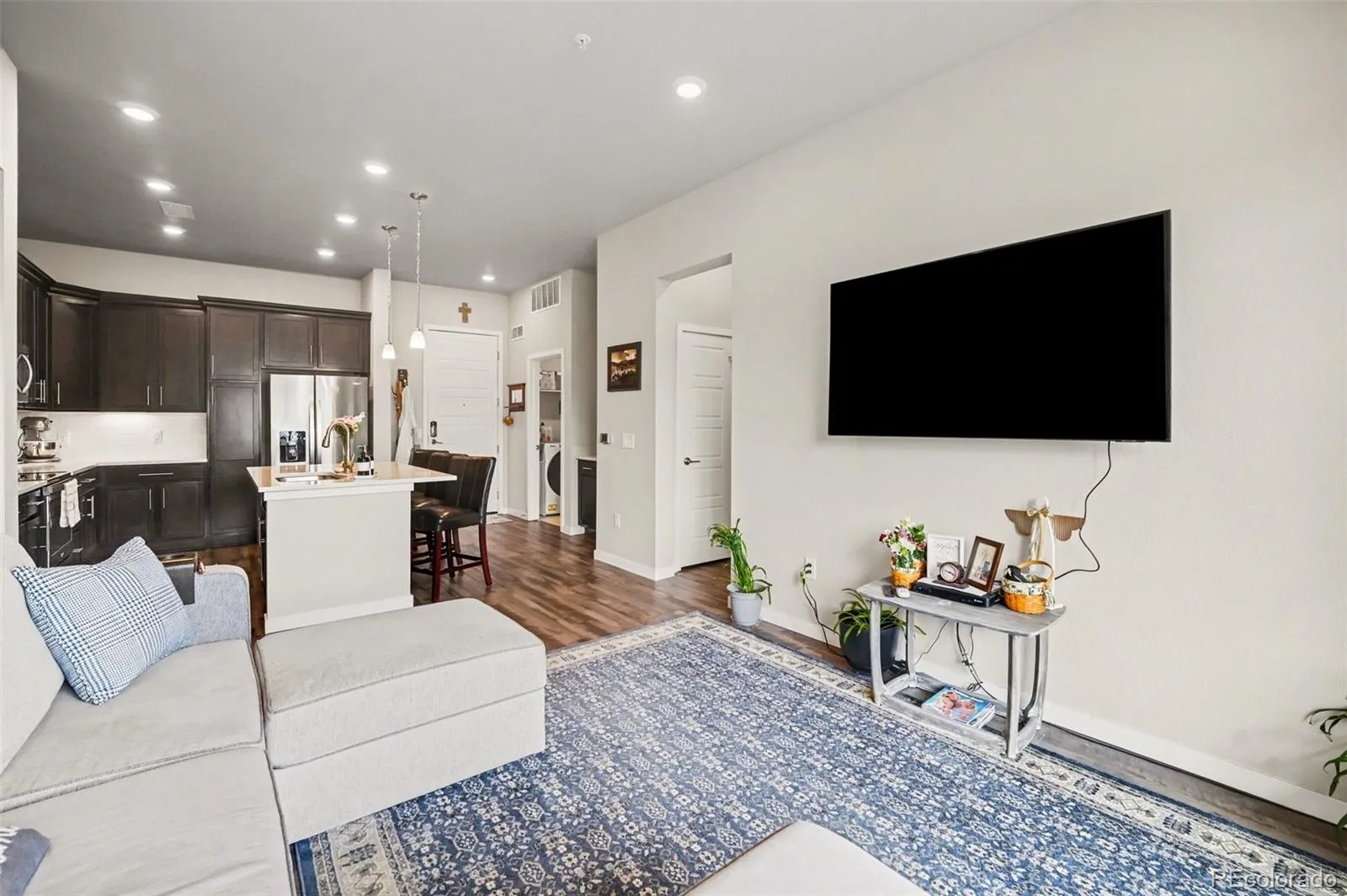 420 E Fremont Place #406 Centennial CO 80122 | MLS #REC2510261 08122026020733 1600 6