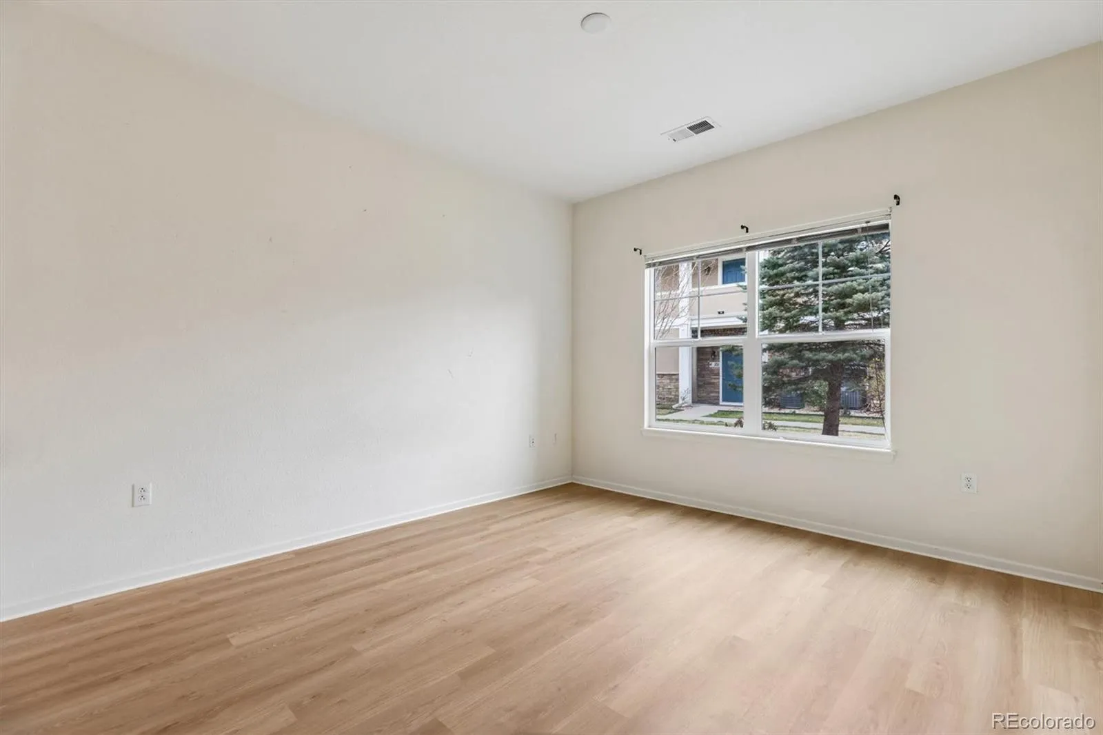 8200 E 8th Avenue #5103 Denver CO 80230 MLS #REC2511668 04162026221013 1600 12