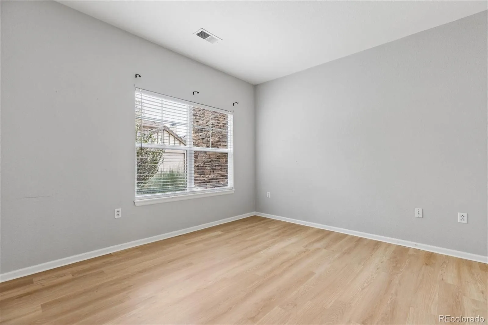 8200 E 8th Avenue #5103 Denver CO 80230 MLS #REC2511668 04162026221013 1600 17