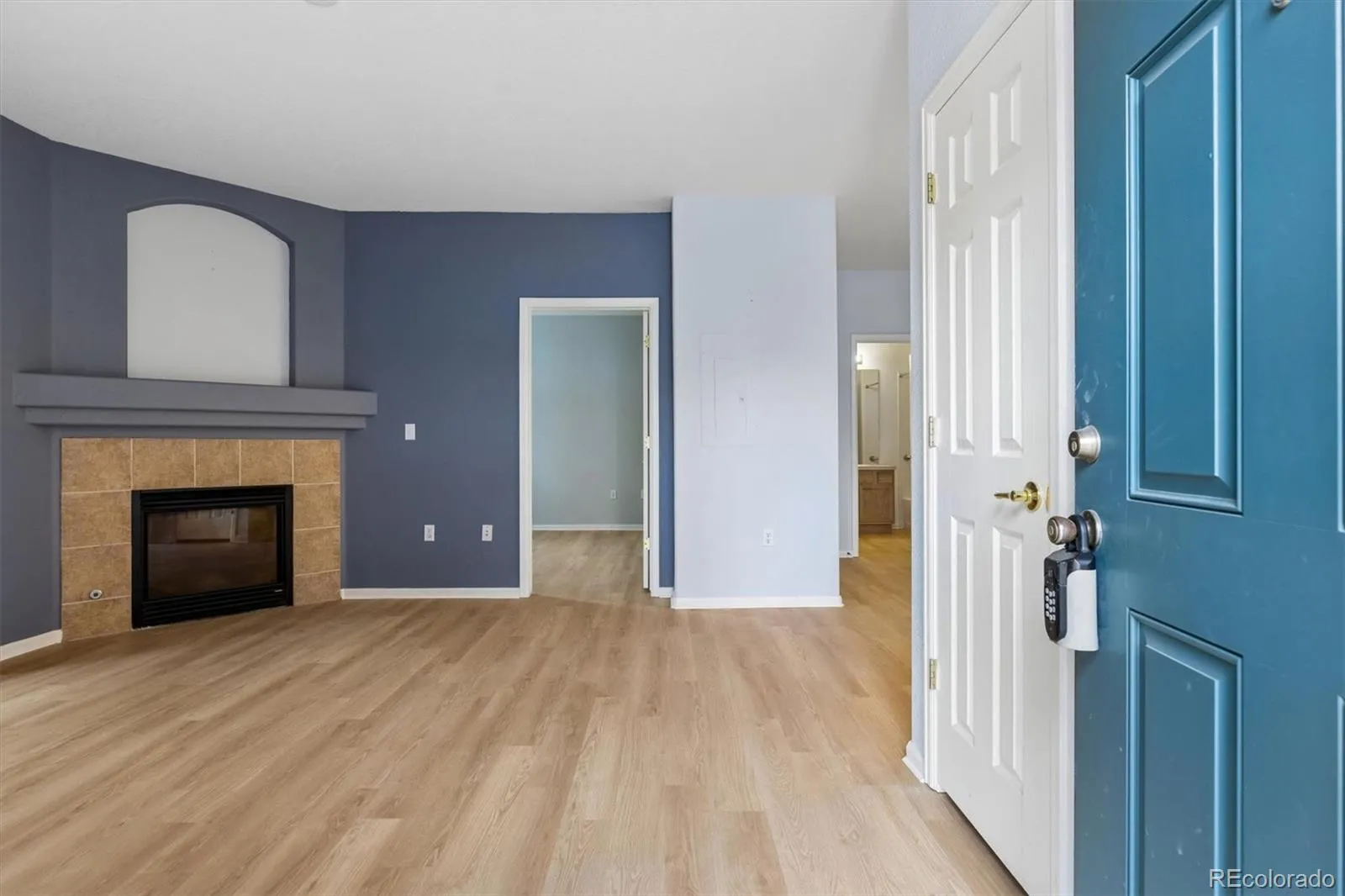 8200 E 8th Avenue #5103 Denver CO 80230 MLS #REC2511668 04162026221013 1600 4