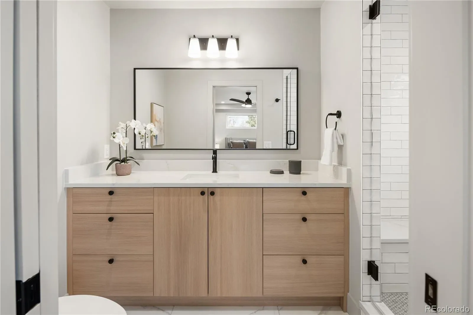 03092026220804 1600 11