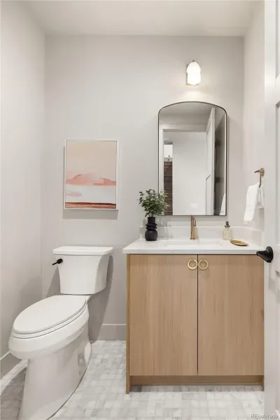 03092026220804 800 9