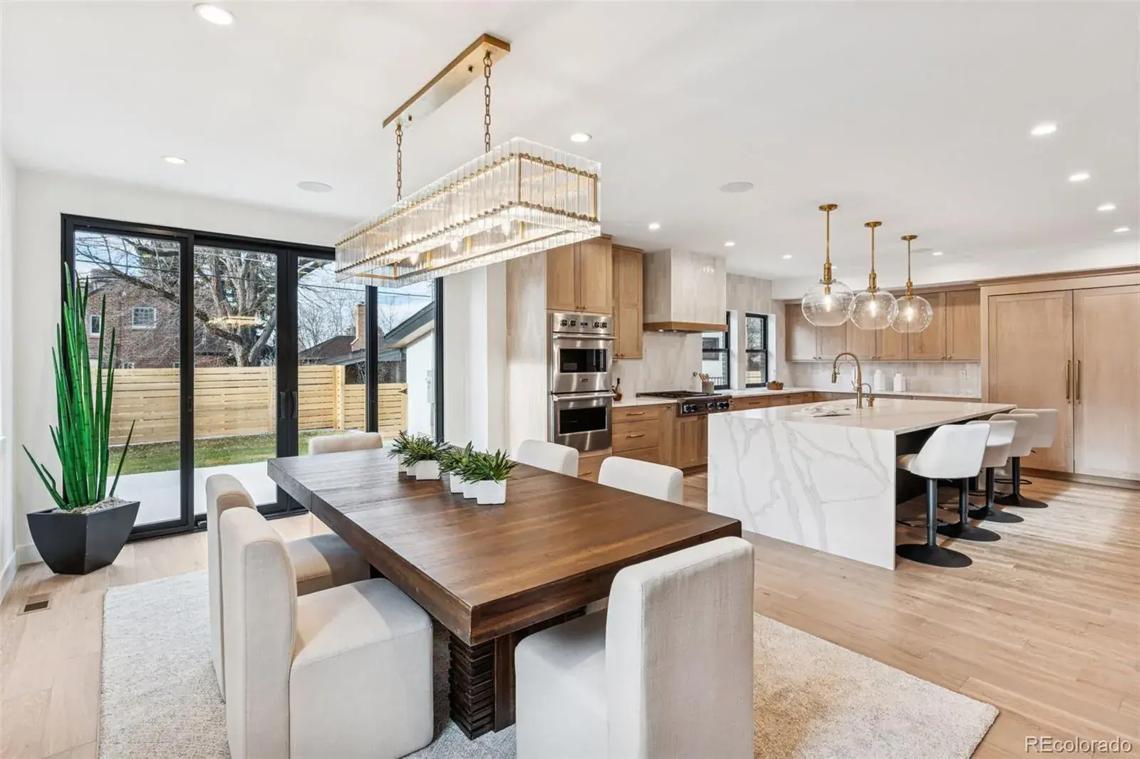 12282025003309 1600 16