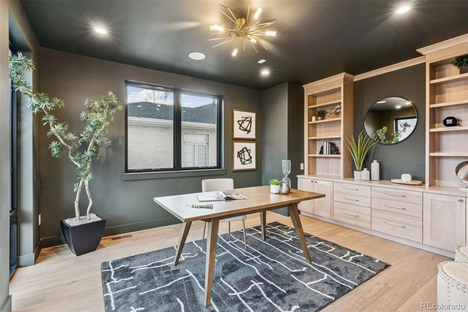 12282025003309 1600 19