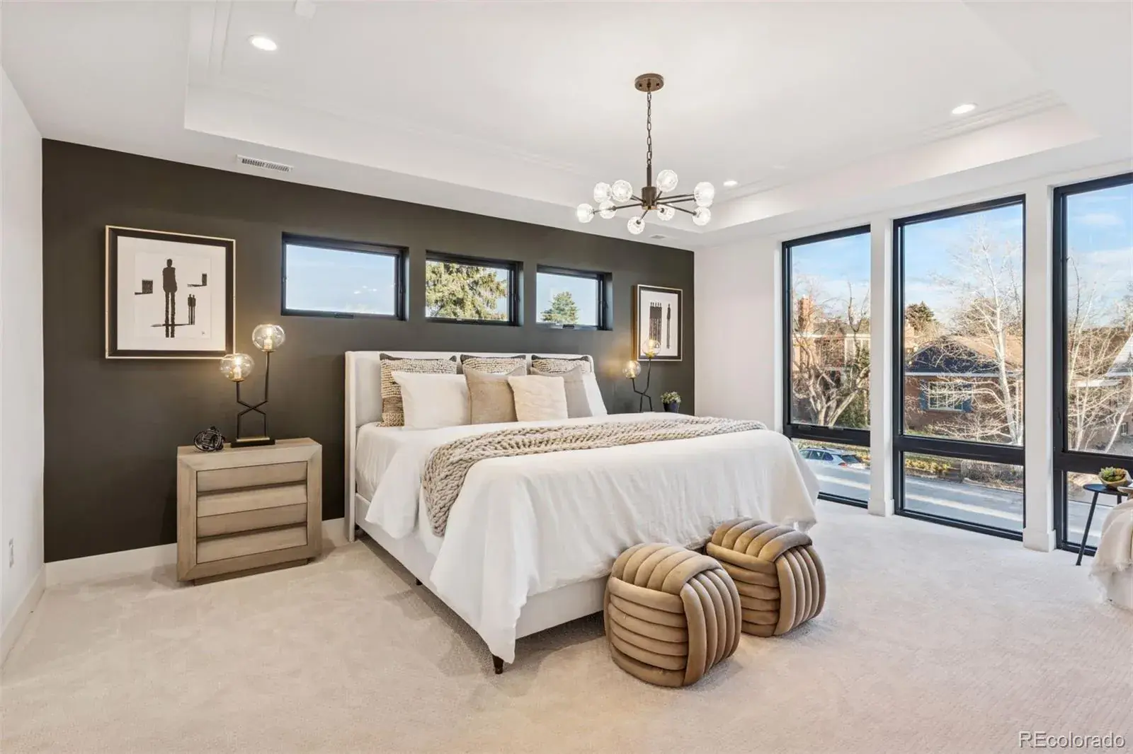 12282025003309 1600 24