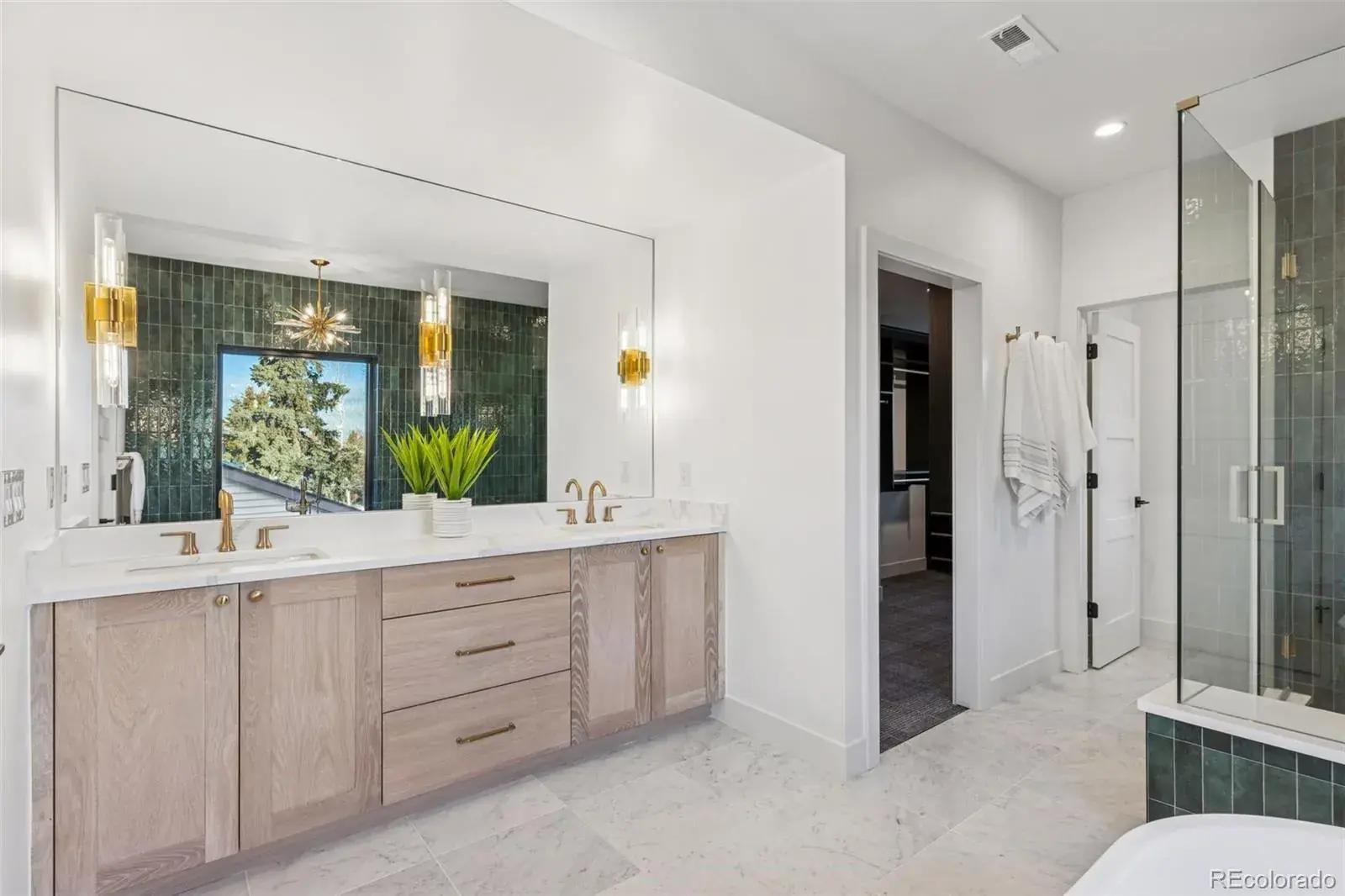 12282025003309 1600 26