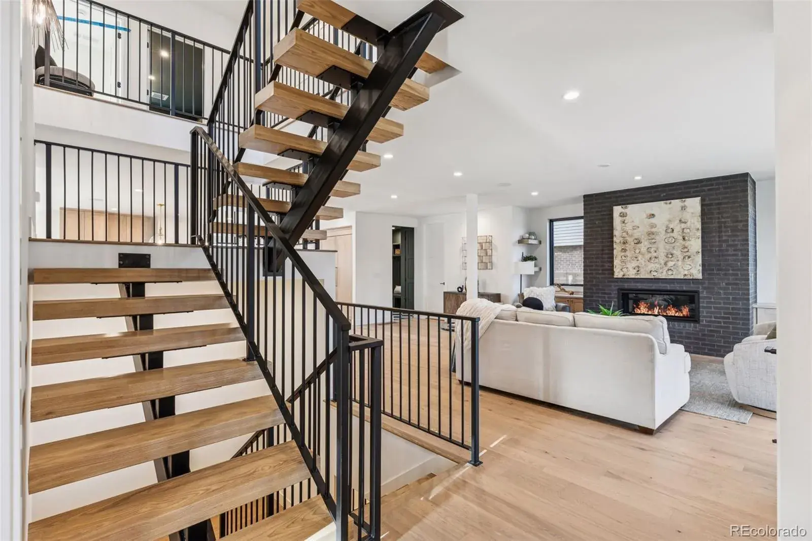 12282025003309 1600 3