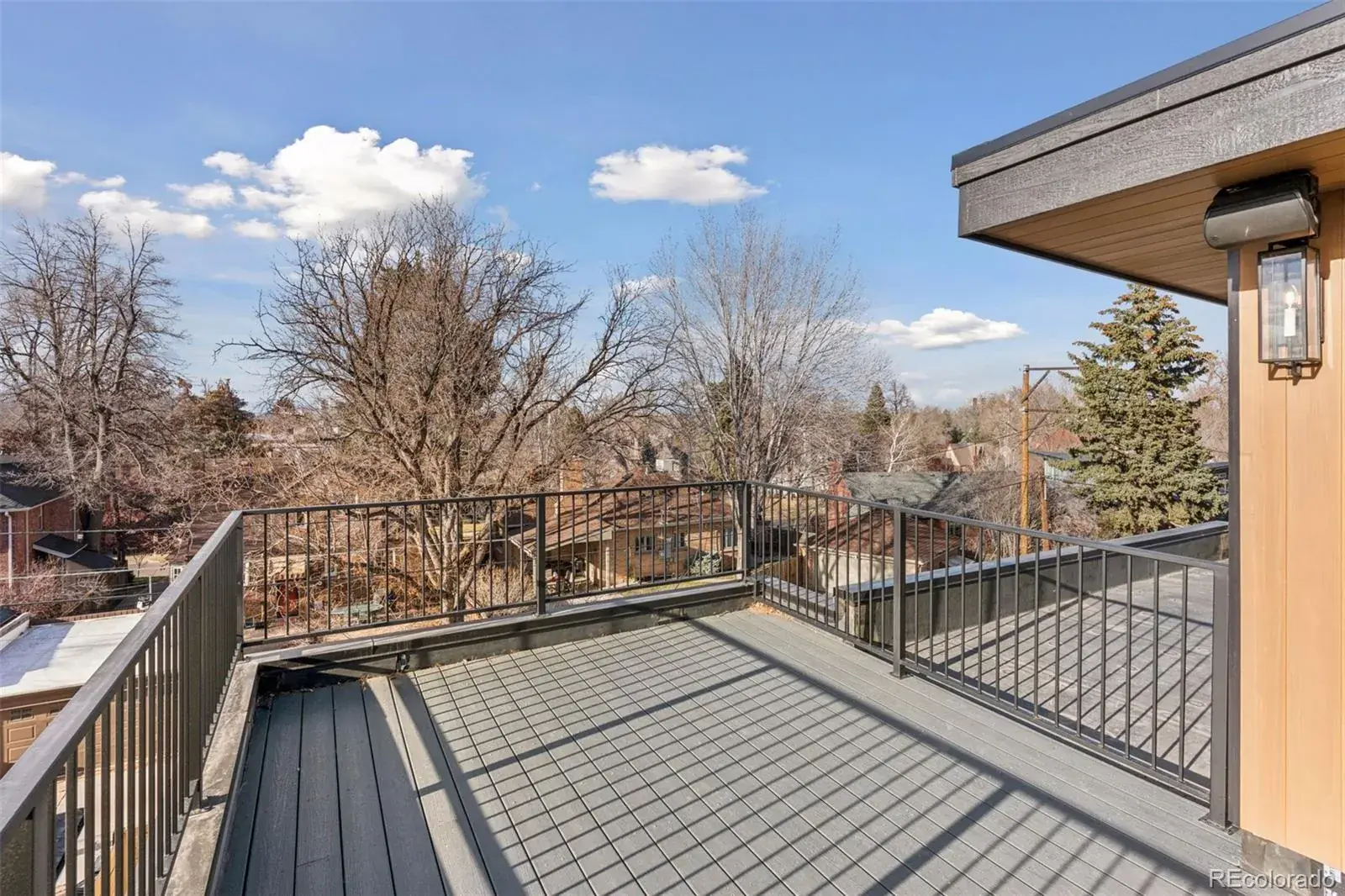 12282025003309 1600 46