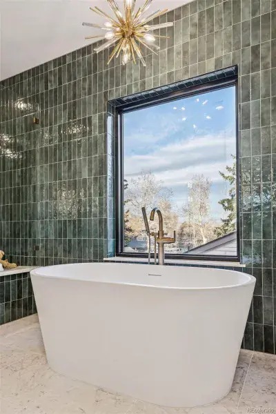 12282025003309 800 28