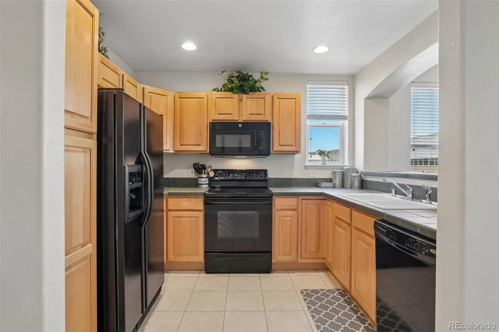 1767 N Pearl Street #201 Denver CO 80203 MLS #REC2514706 06122026231129 1600 12