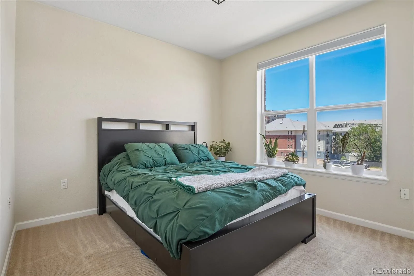 1767 N Pearl Street #201 Denver CO 80203 MLS #REC2514706 06122026231129 1600 26