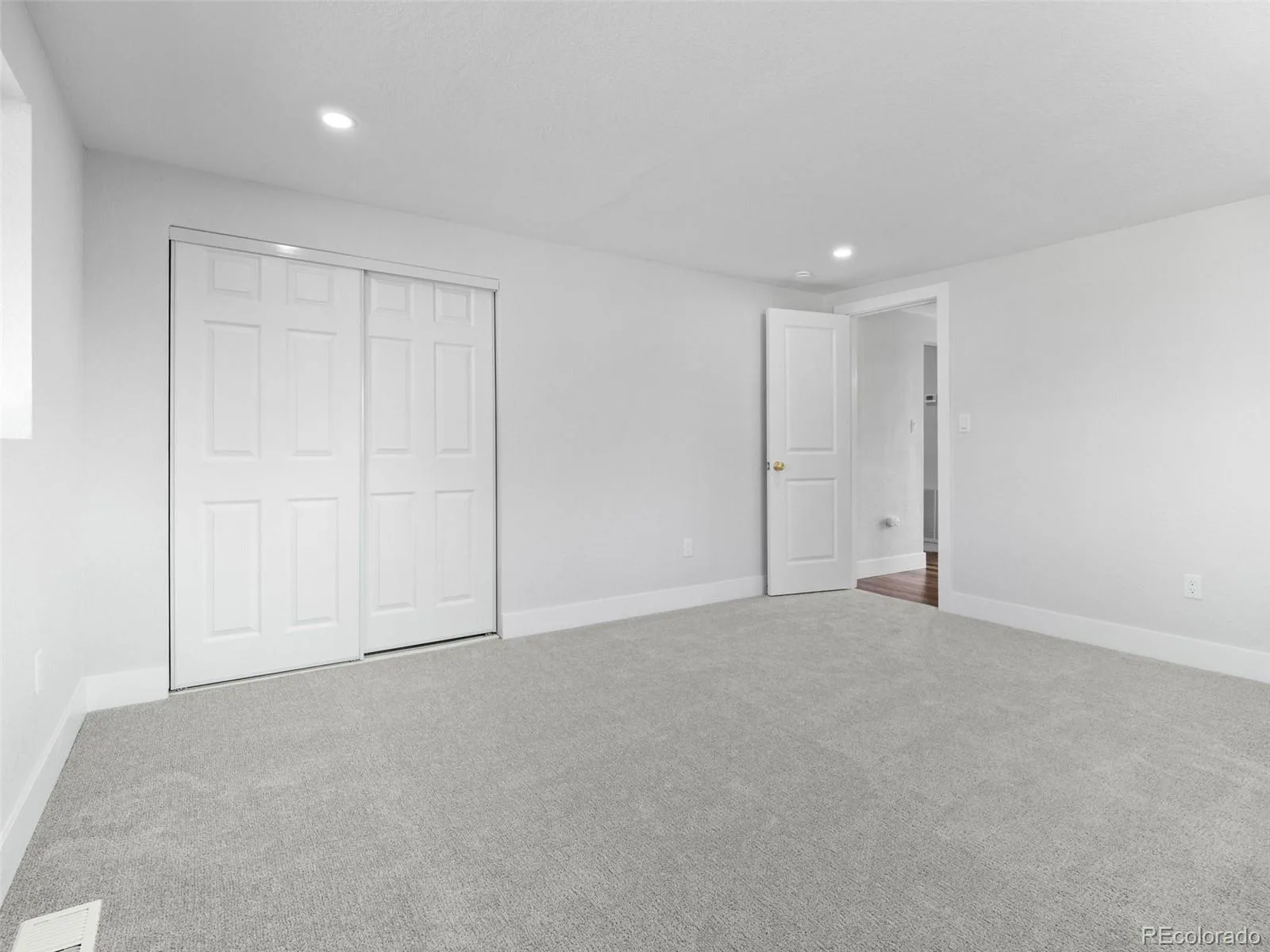 5400 W 1st Avenue Denver CO 80226 MLS #REC2515552 07102026132520 1600 20
