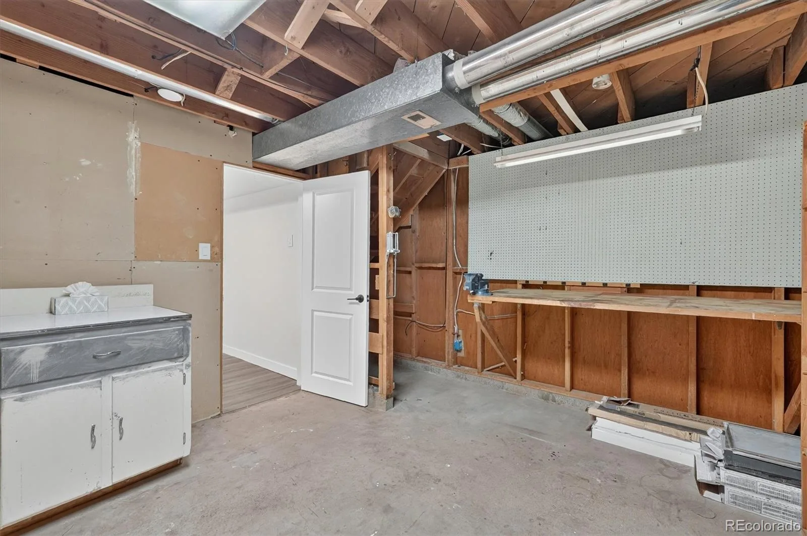 10775 W 68th Avenue Arvada CO 80004 MLS #REC2515801 06302026230800 1600 43