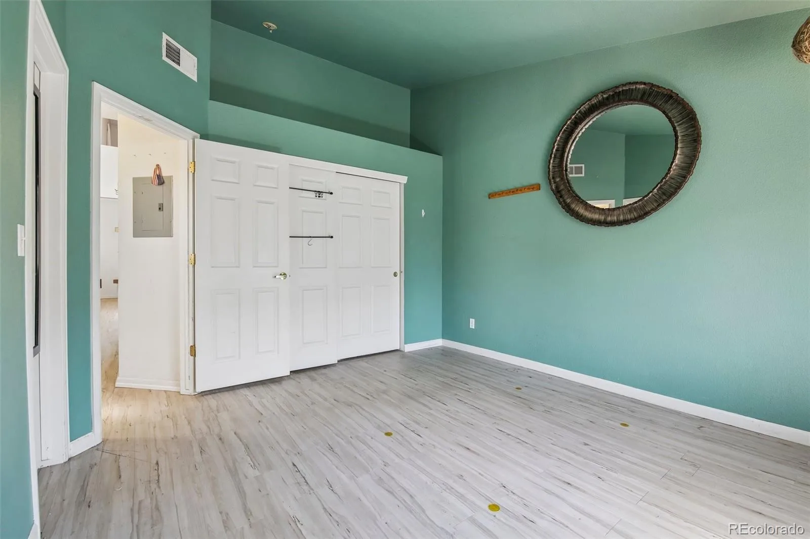 2842 W Centennial Drive #I Littleton CO 80123 | MLS #REC2516278 08142026005335 1600 12