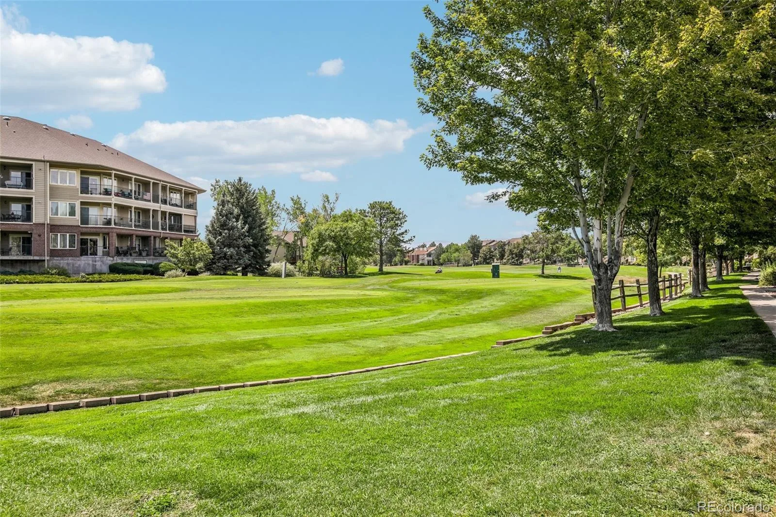 2842 W Centennial Drive #I Littleton CO 80123 | MLS #REC2516278 08142026005335 1600 14
