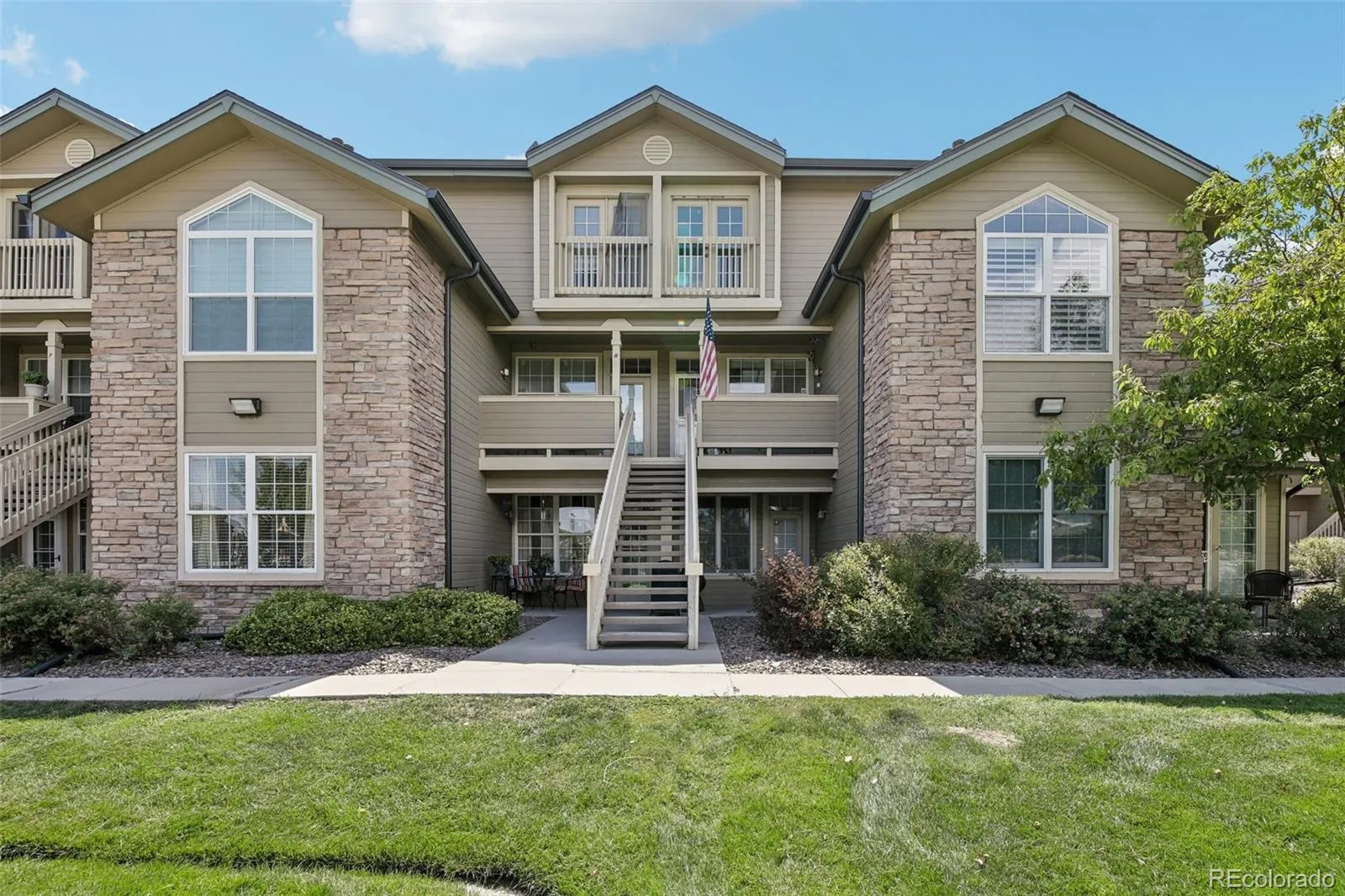 2842 W Centennial Drive #I Littleton CO 80123 | MLS #REC2516278 08142026005335 1600 2