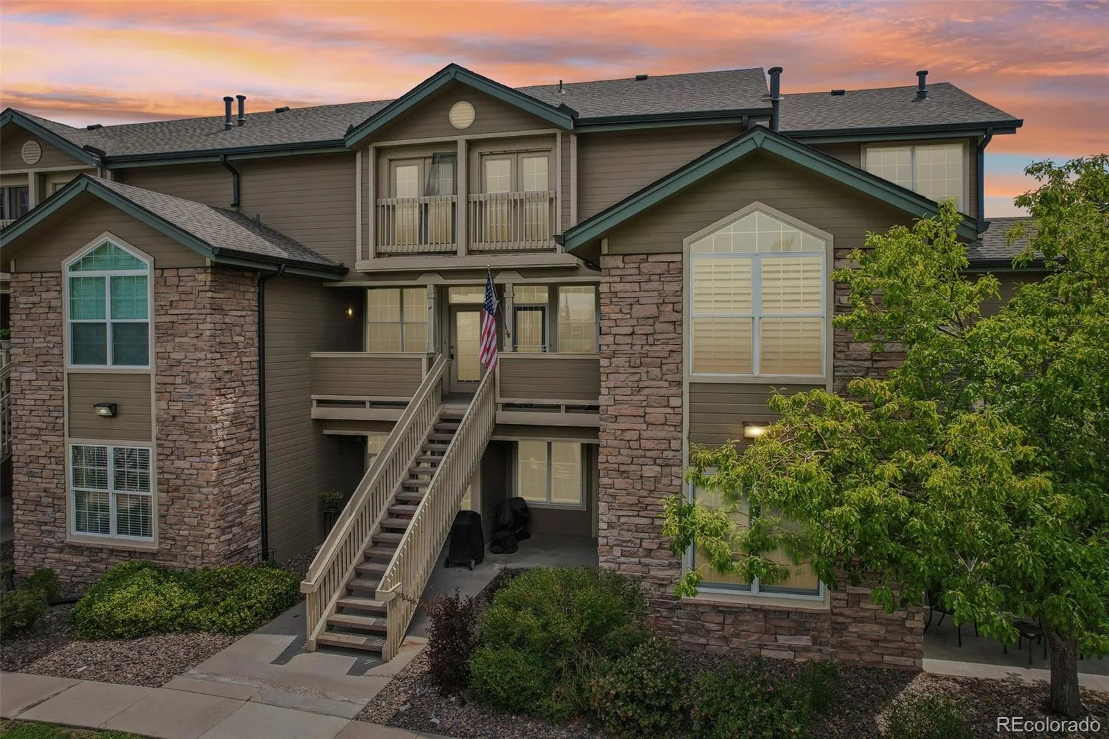 2842 W Centennial Drive #I Littleton CO 80123 | MLS #REC2516278 08142026005335 1600 35