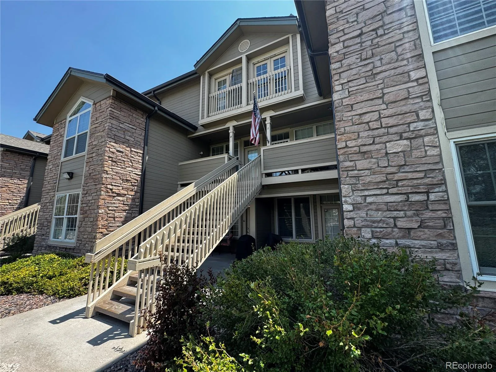 2842 W Centennial Drive #I Littleton CO 80123 | MLS #REC2516278 08142026005335 1600 4