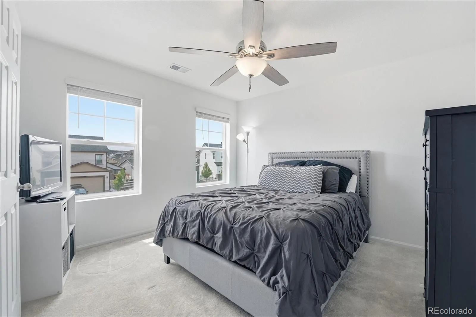 2595 Gray Wolf Place Castle Rock CO 80104 | MLS #REC2516799 05072026235829 1600 21