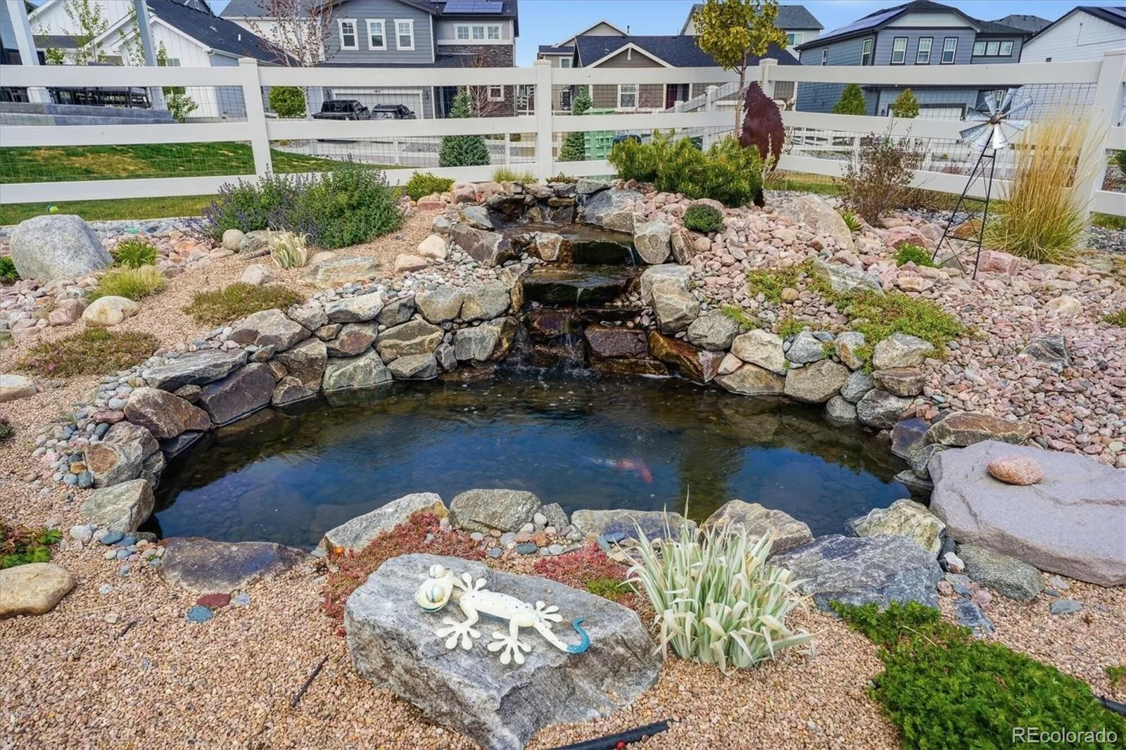 2595 Gray Wolf Place Castle Rock CO 80104 | MLS #REC2516799 05072026235829 1600 27