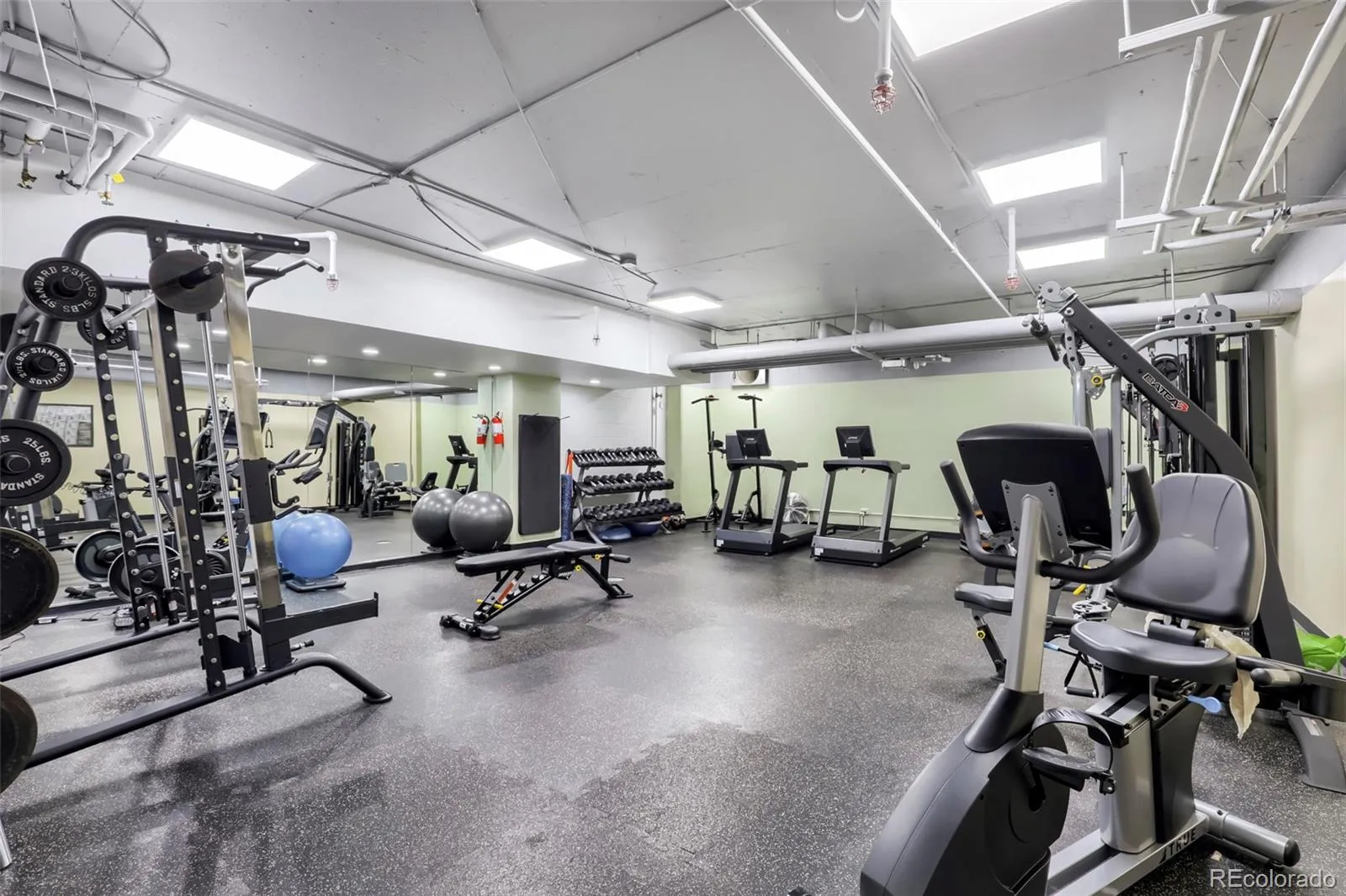 04152026215645 1600 18