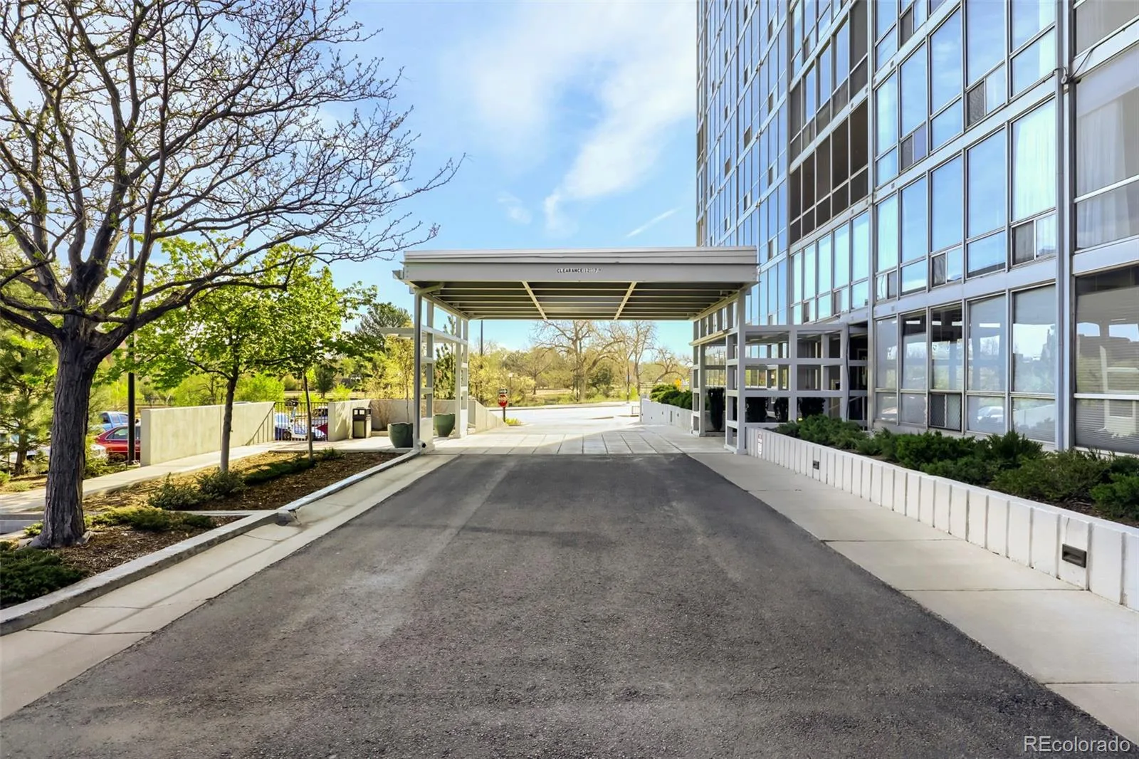 3100 E Cherry Creek South Drive #306 Denver CO 80209 | MLS #REC2517056 07312026221033 1600 30