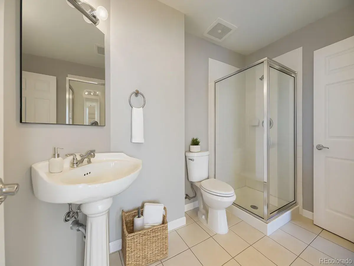 11152025011700 1200 12