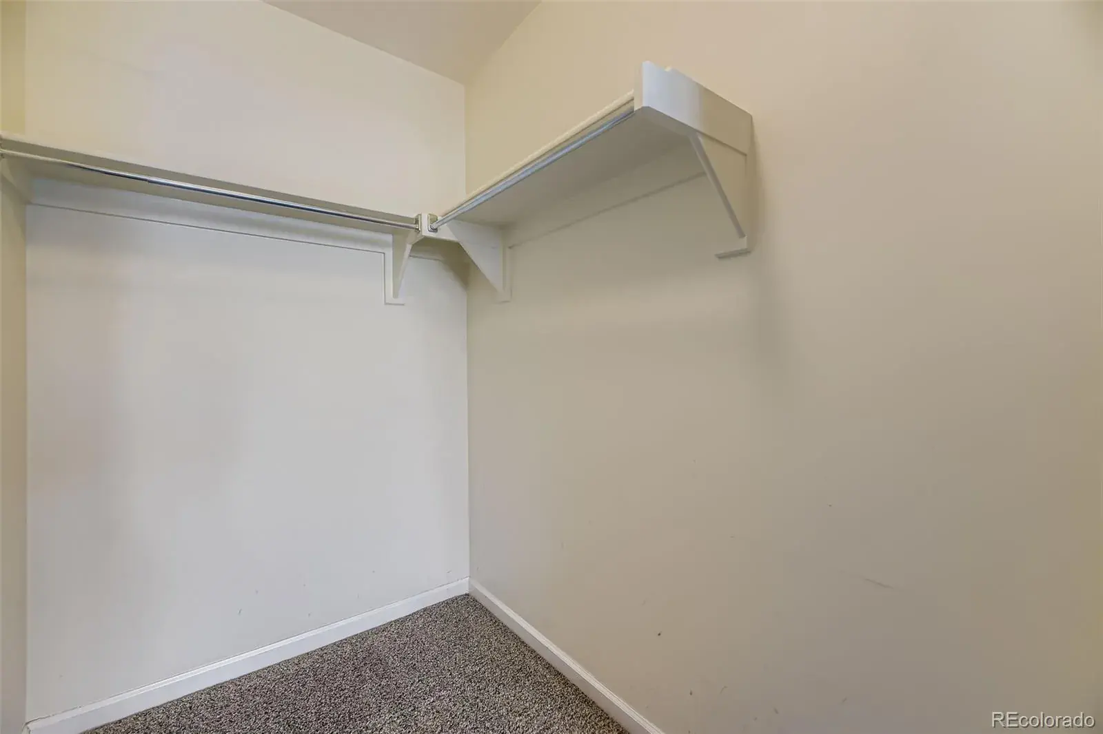 11152025011700 1600 15